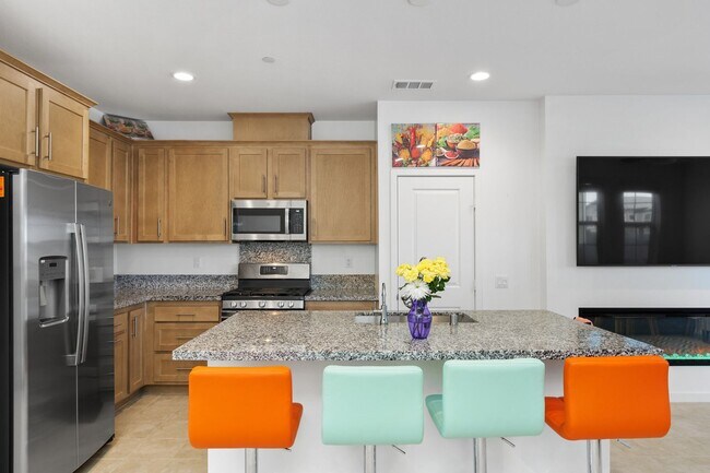 Building Photo - New Community - Temecula - New House Corne...