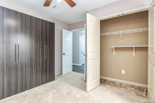 Building Photo - 9025 Saw Tooth Loop