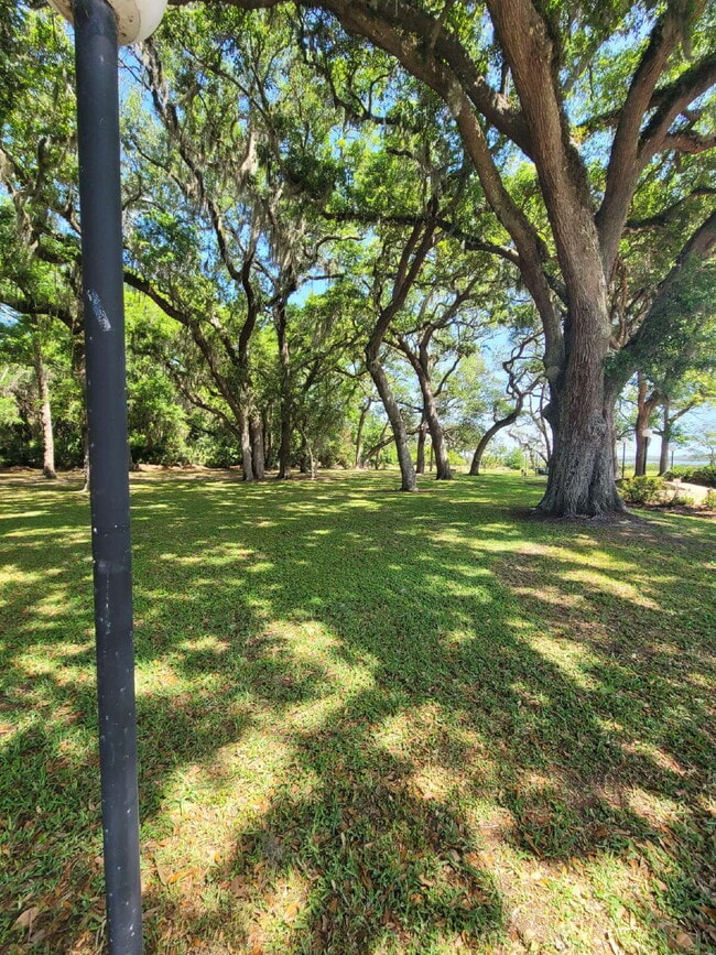 Building Photo - 9 Tarragona Ct