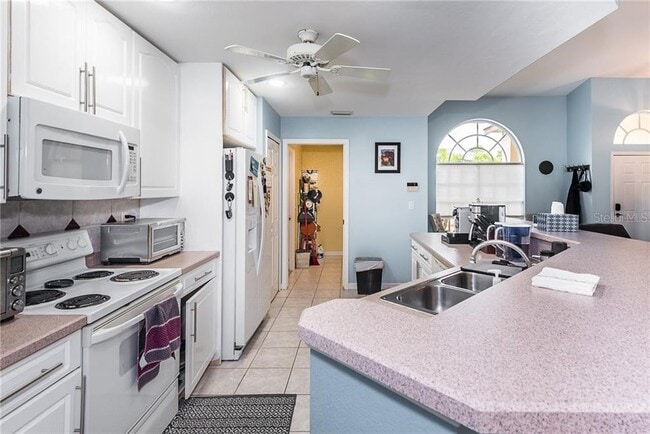 Building Photo - 7557 S Blue Sage