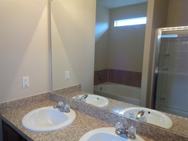 Building Photo - 2207 Steep Pine Tr