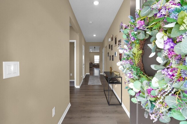 Building Photo - 272 Mannaseh Dr W