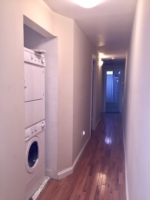 Building Photo - Shabbar-329 E St