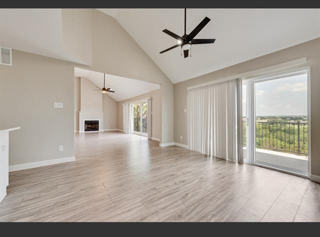 Building Photo - 1803 Old Oak Dr