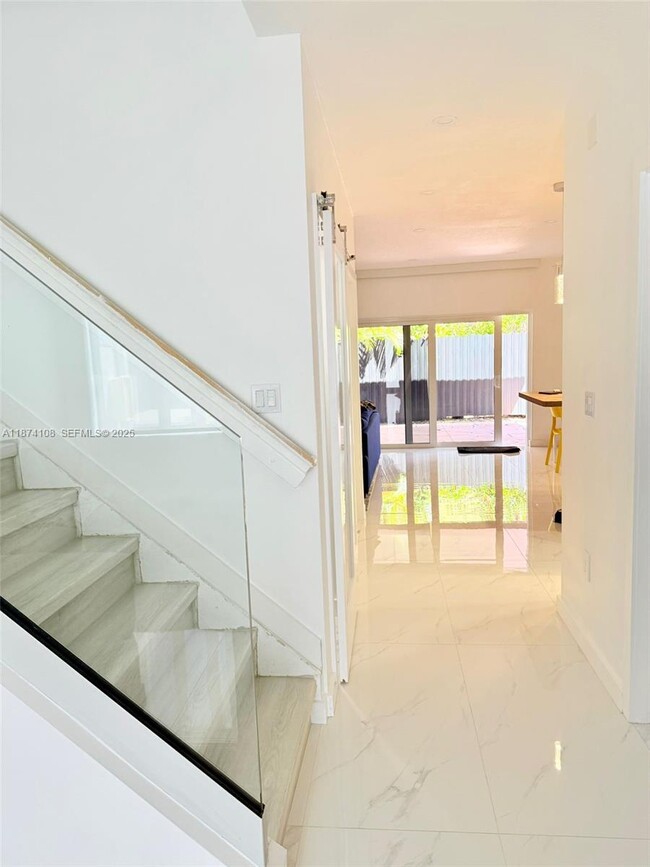 Building Photo - 3871 SW 147th Ave