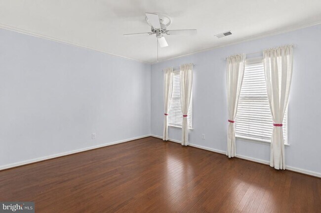 Building Photo - 4804 Leighfield Valley Dr