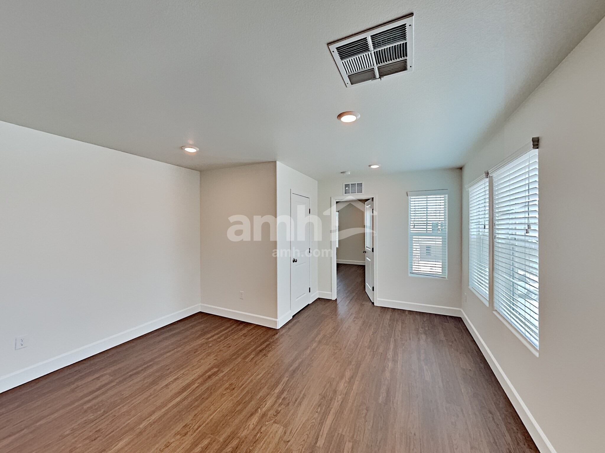 Building Photo - 1479 Garden Swing Ave
