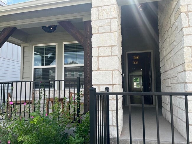 Building Photo - Charming 1-story home in South Austin!