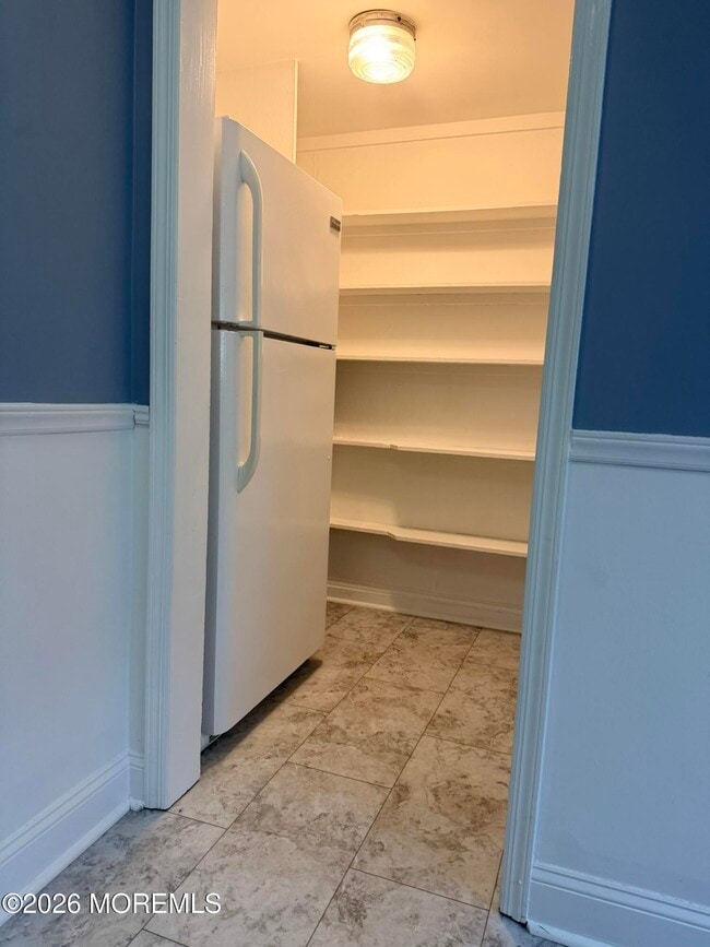 Building Photo - 50 John St