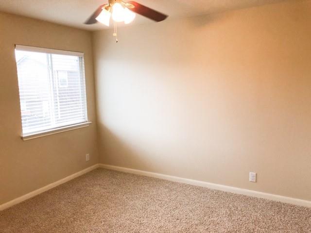 Building Photo - 8508 Wood Stork Dr