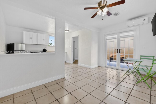 Building Photo - 14726 SW 82nd Terrace
