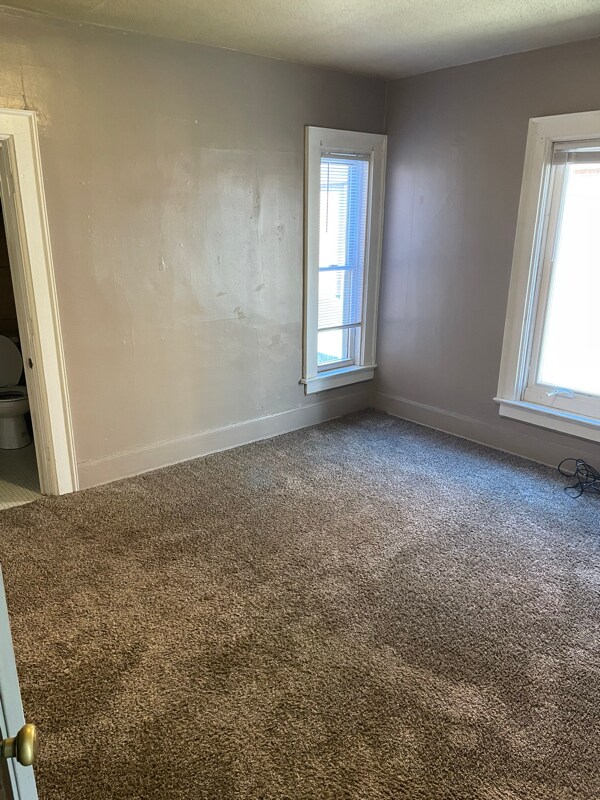 Building Photo - 520 S 2nd St