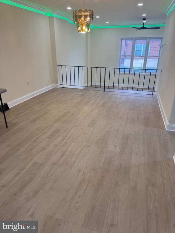 Building Photo - 441 W Shunk St