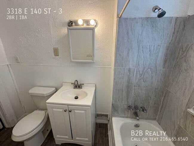 Building Photo - 3318 E 140th St