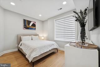 Building Photo - 700 Moyer St