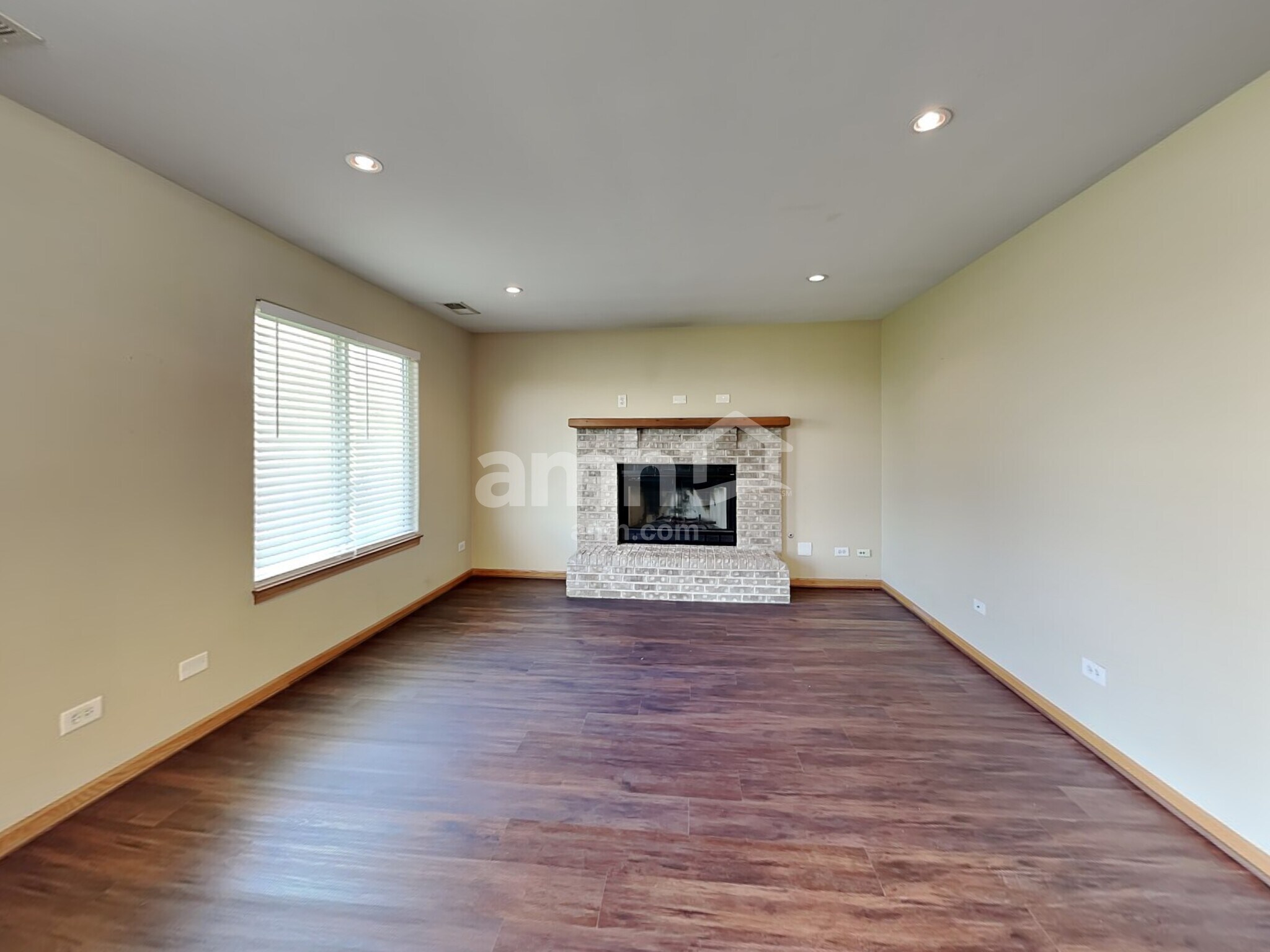 Building Photo - 1203 Alene Dr