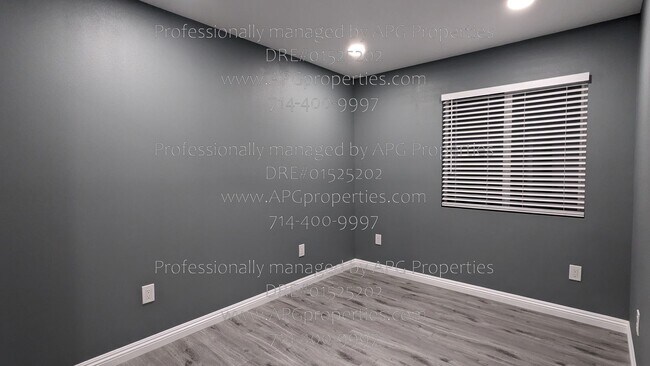 Building Photo - 7432 Franklin St