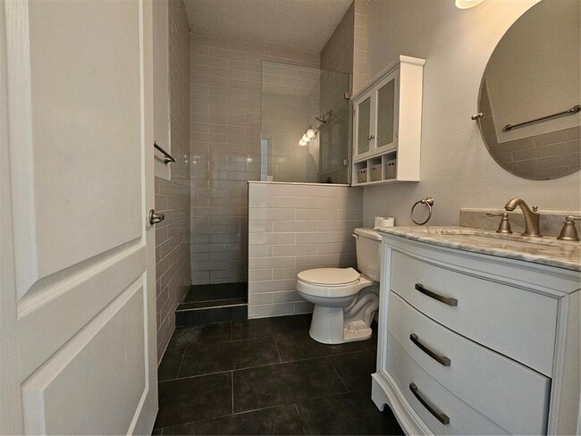 Building Photo - 5903 Phoebenest Dr