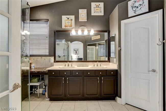 Building Photo - 5783 Tuscan Hill Ct