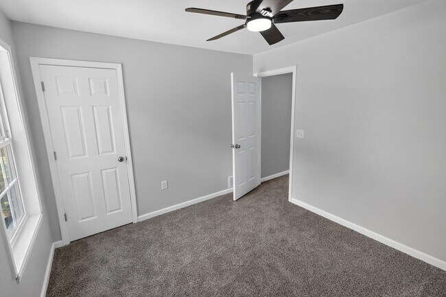 Building Photo - 5316 Godas Cir