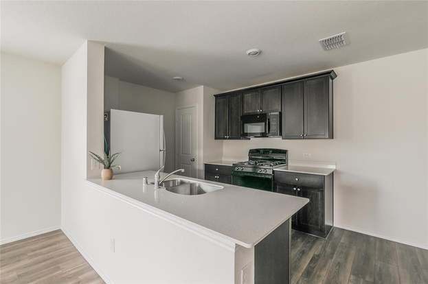 Building Photo - 1705 Avery Pointe Dr