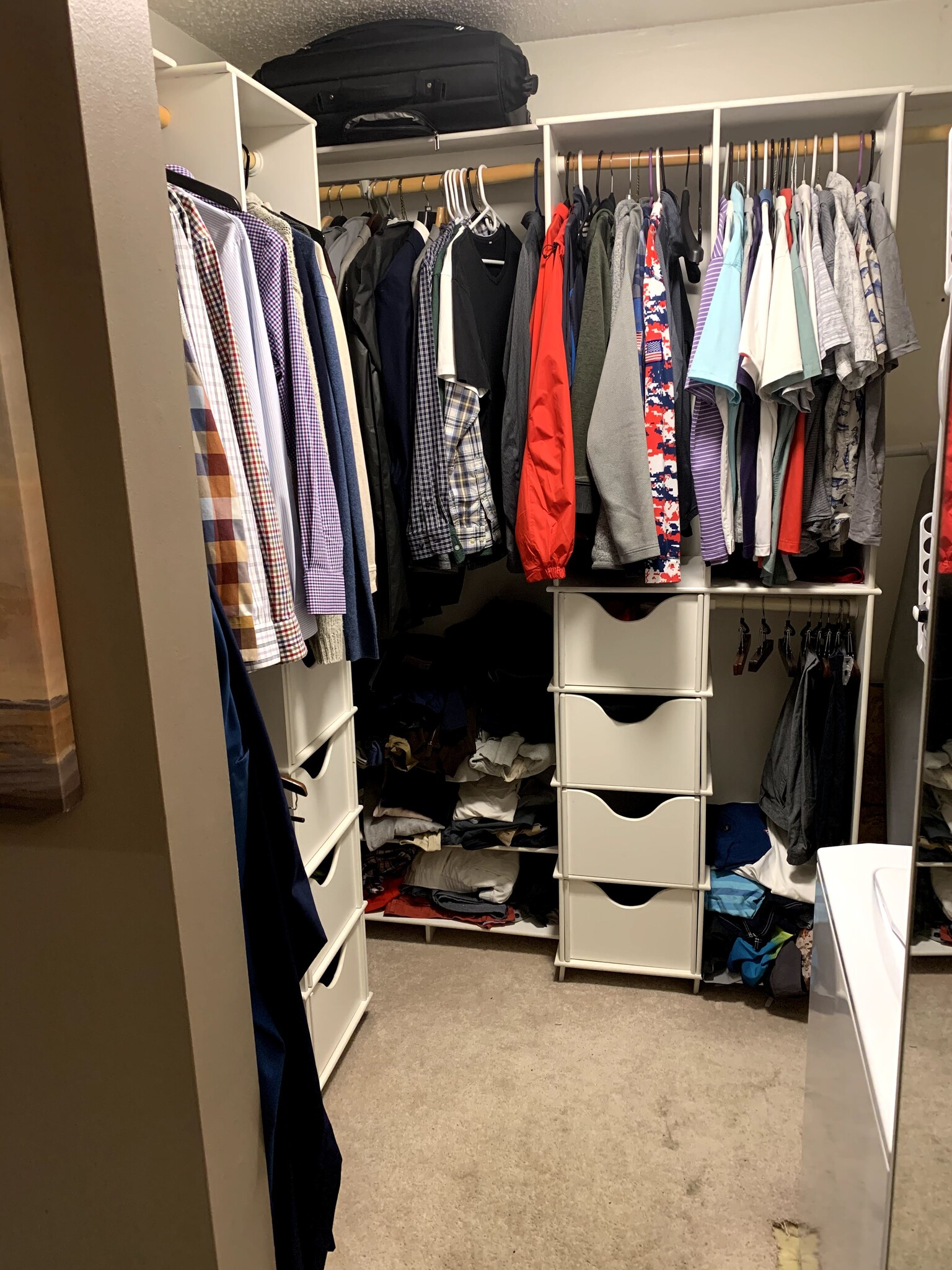 Walk-In Closet - 2150 Ridge Dr