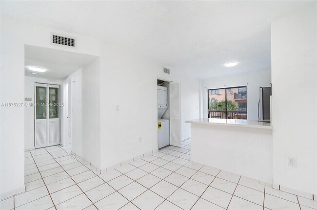 Building Photo - 5300 W 21st Ct