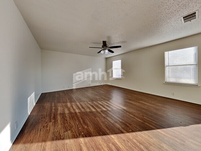 Building Photo - 6735 Ambercrest Drive