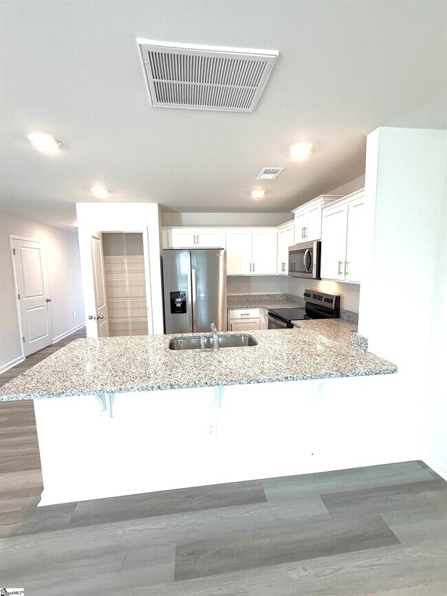 Building Photo - 803 Embark Cir