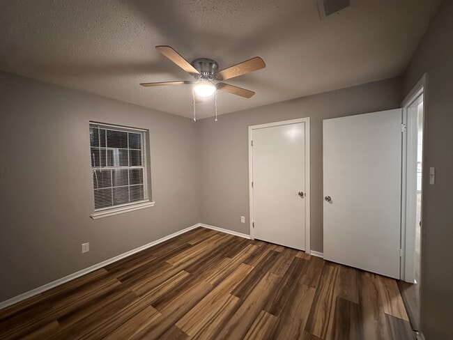 Building Photo - 4708 Pinson Dr