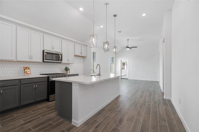 Building Photo - 6611 Canary Knl Ct