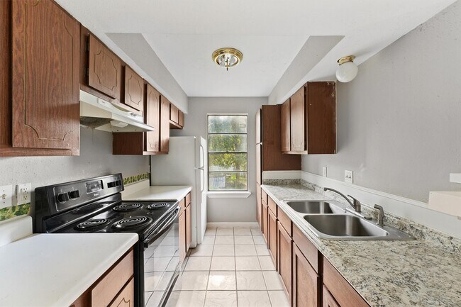 Building Photo - 8342 Baker Dr