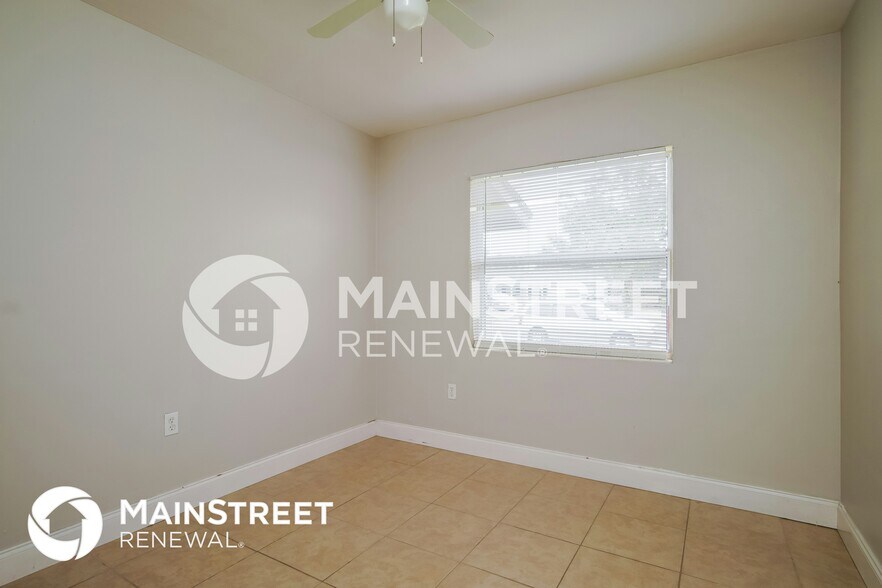 Building Photo - 5018 Indialantic Dr