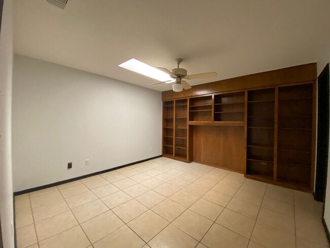 Building Photo - Beautiful 3bed/ 2bath home in Mcallen area