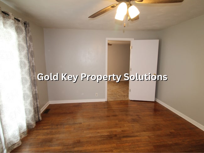 Building Photo - 810-812 Alhambra Dr