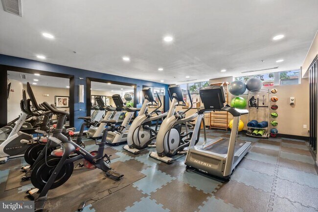 Building Photo - 1800 Wilson Blvd