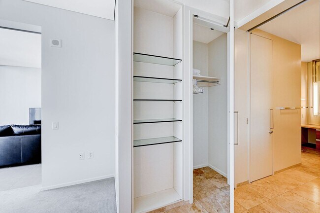 Building Photo - Veer Towers 1704E-One Bedroom Fully Furnis...