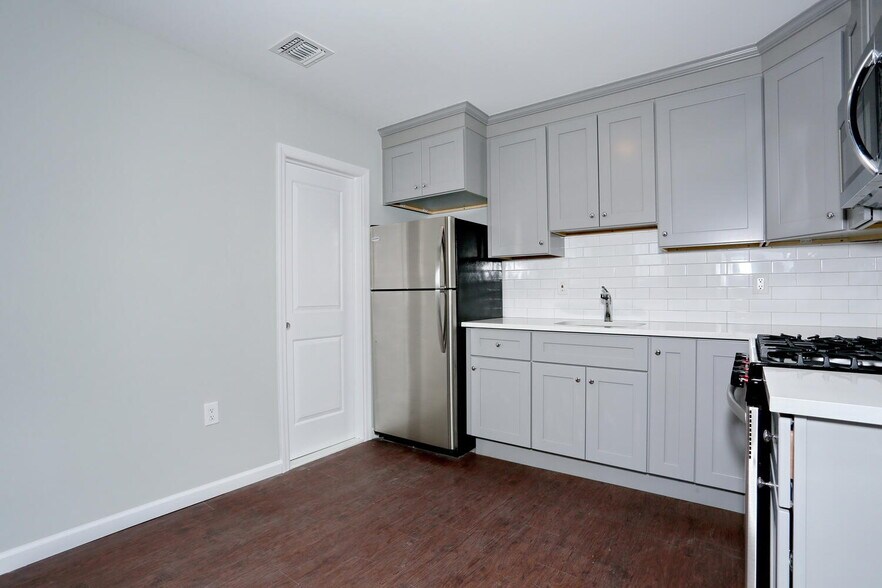 Building Photo - 473 Harrison Ave