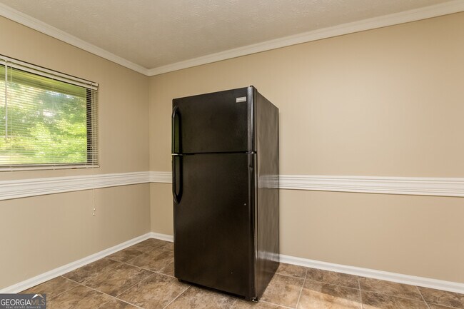 Building Photo - 8191 Dunellen Ln