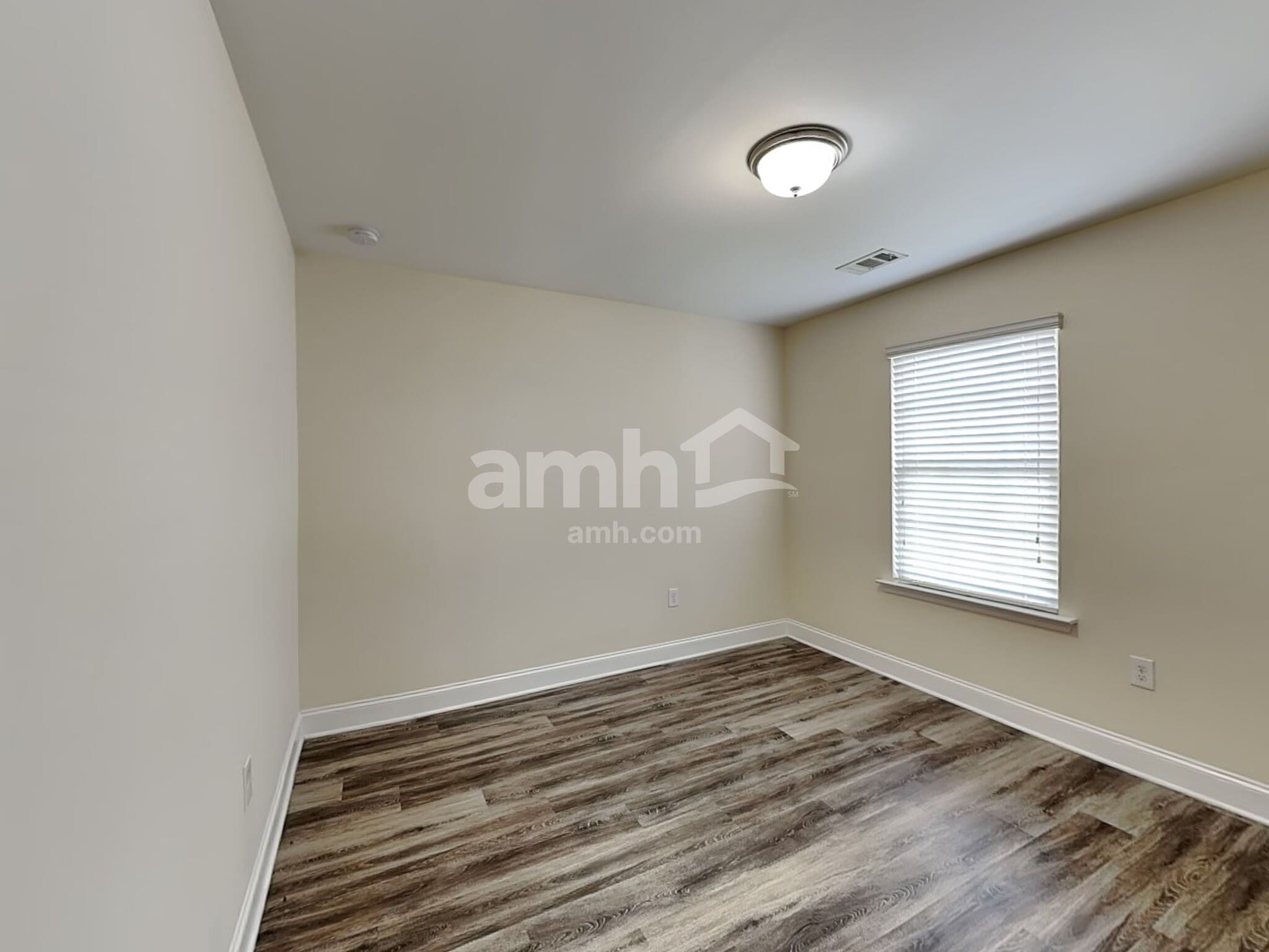 Building Photo - 77 Dynasty Ln