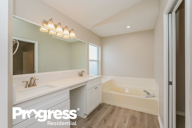 Building Photo - 411 Sand Ridge Dr