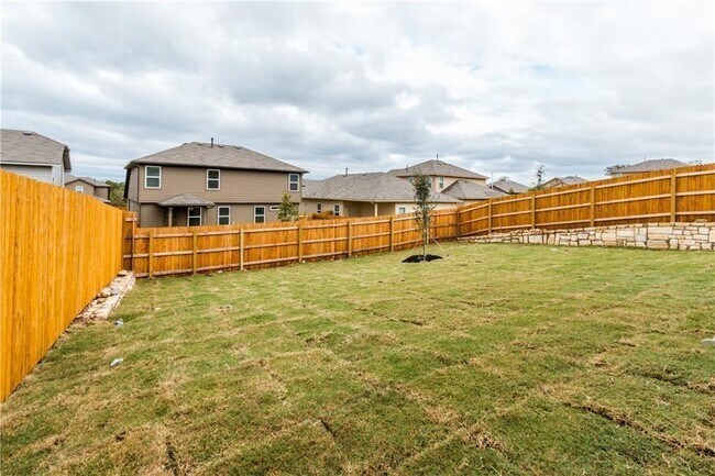 Building Photo - 6608 San Isidro Dr