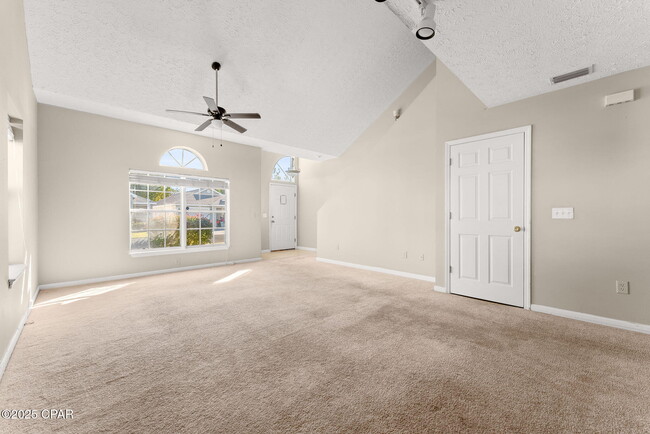 Building Photo - 133 White Cap Wy