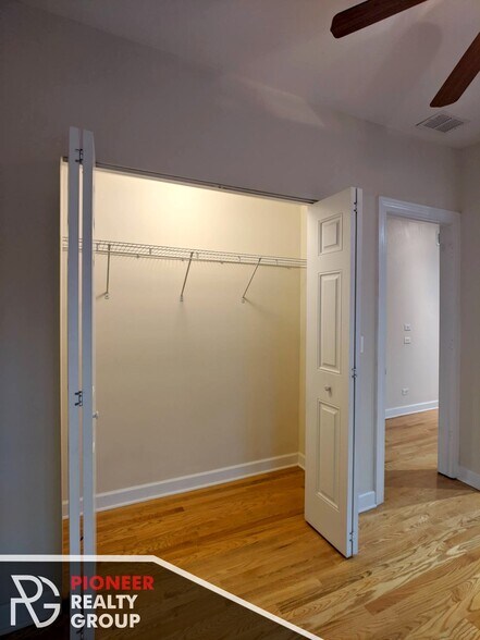 Building Photo - 3240 N Clifton Ave