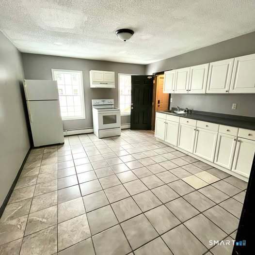 Building Photo - 7 Market Ln