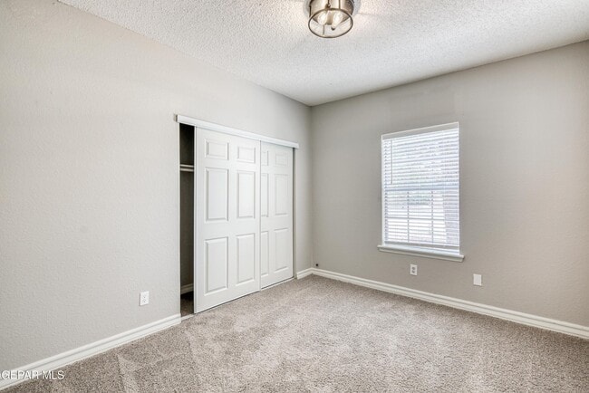Building Photo - 5672 Costa Blanca Pl