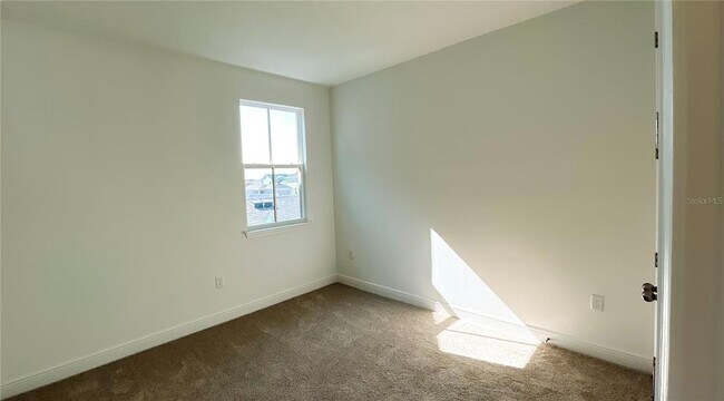 Building Photo - 9851 Gobat Aly