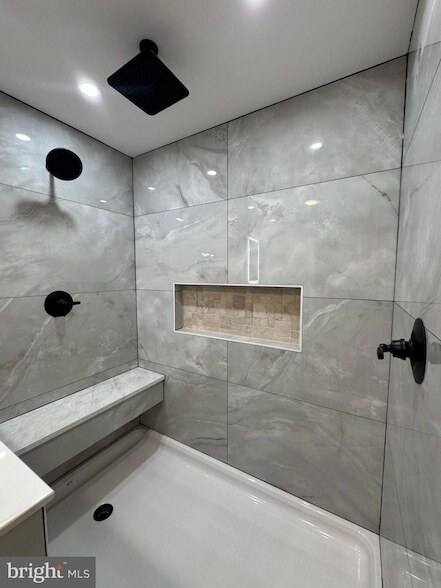 Building Photo - 1140 Parkside Ave.