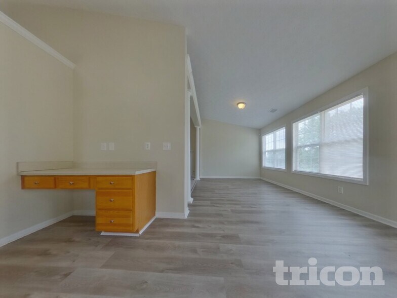 Building Photo - 20 Mattie Ln