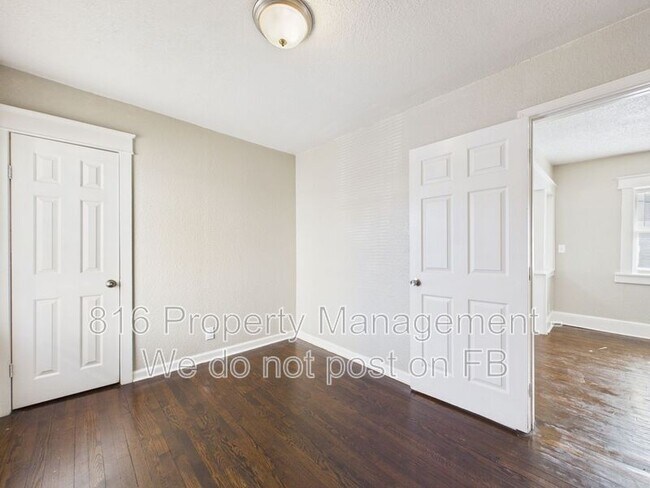 Building Photo - 5710 Askew Ave